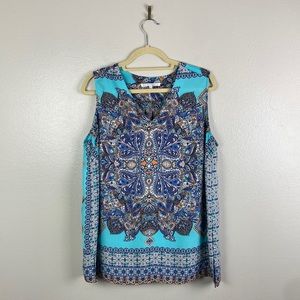 Violet + Claire | Printed Sleeveless V Neck Sleeveless Blouse 1X